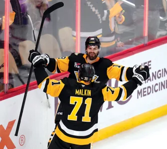 Novak’s winner put Pens at 2-0